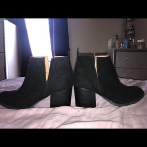 Booties great condition black size 8